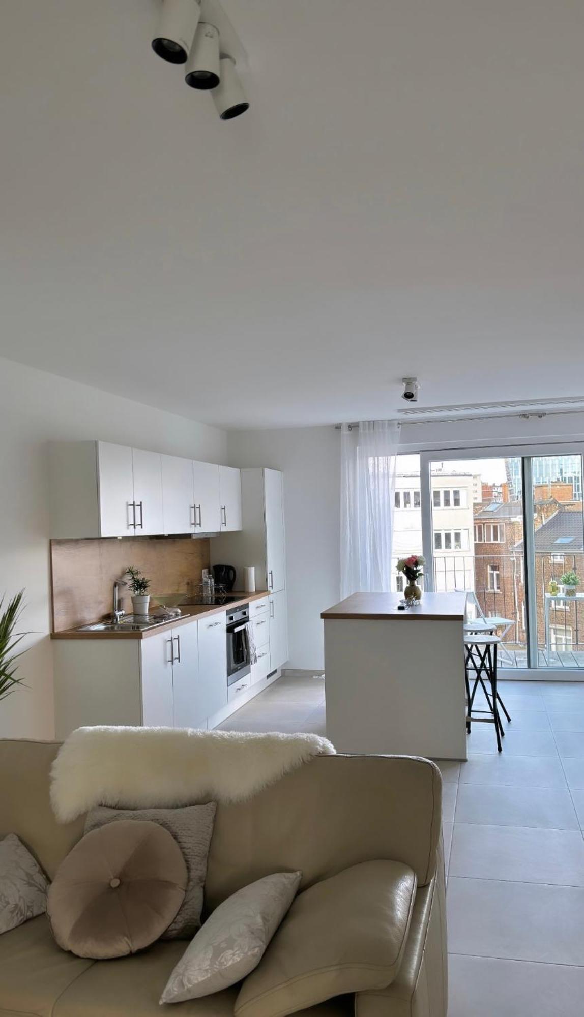 2 Bedrooms Luxury Apartment - Guillemins Liege Exterior photo